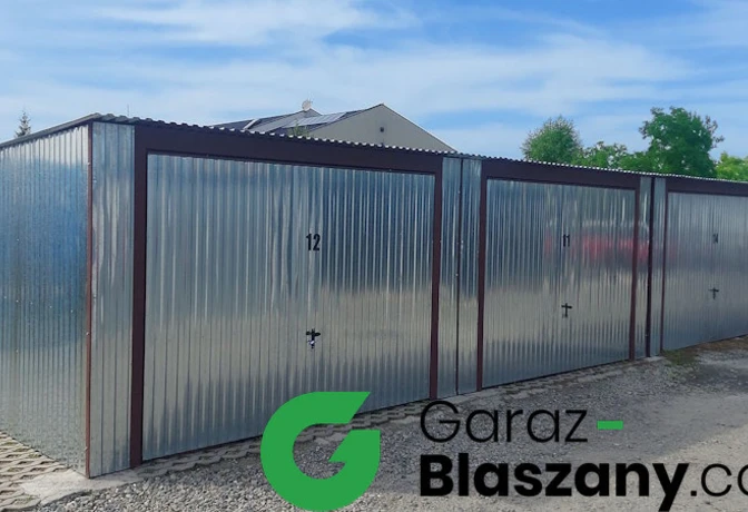 Garaż blaszany szeregowy 3.5x5 ocynkowany, brama uchylna, dach jednospadowy