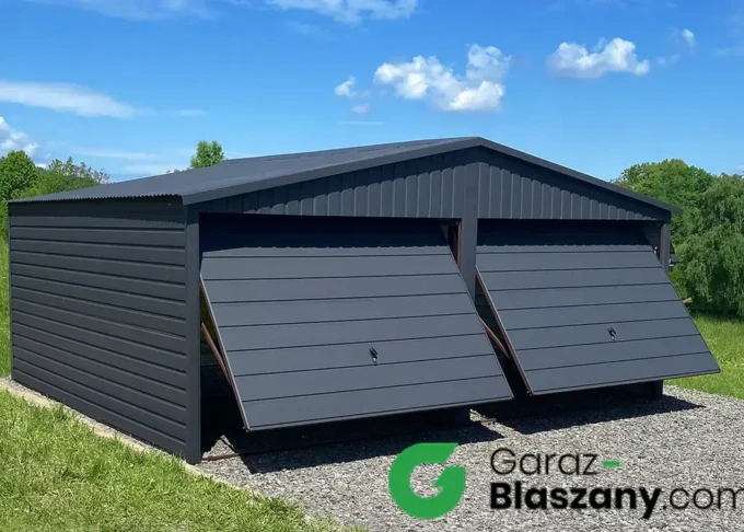 Garaż blaszany antracyt 6x6 m, z poziomym panelem