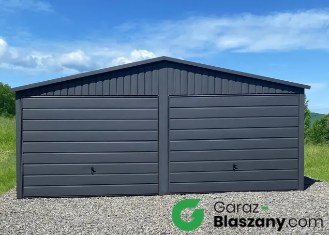 Garaż blaszany antracyt 6x6 m, z poziomym panelem