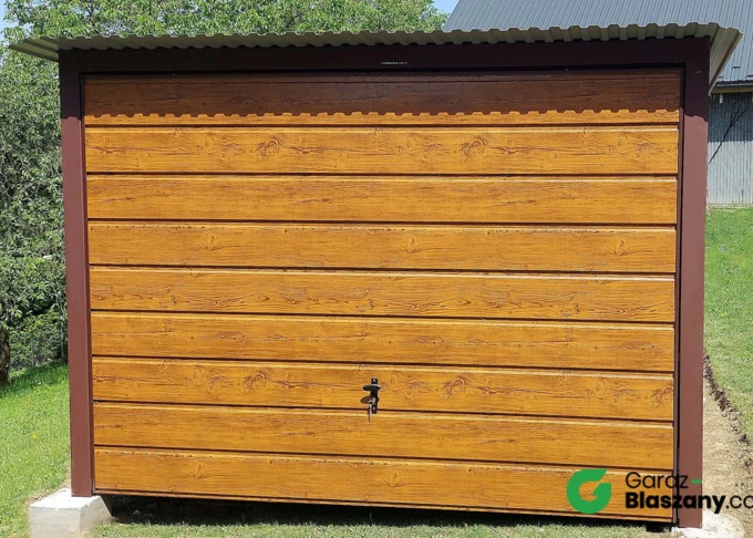 Garaż blaszany 3,5x5 Złoty Dąb, dach jednospadowy, brama uchylna