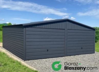 Garaż blaszany antracyt 6x6 m, z poziomym panelem