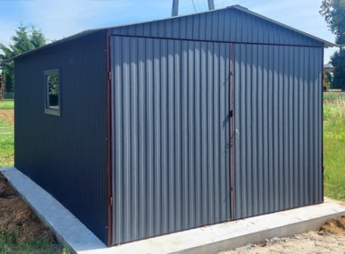 Garaż blaszany 3x5 akrylowy grafitowy (RAL 7024 M), dach dwuspadowy, brama otwierana na boki