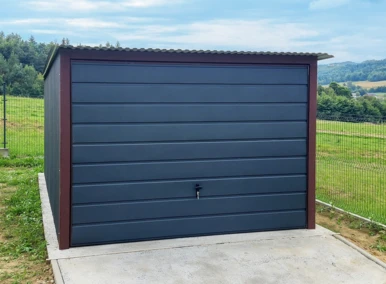 Garaż blaszany akrylowy 3x6 (grafit RAL Mat 7016), jednospadowy, brama uchylna szeroki panel