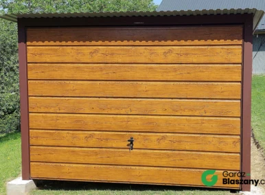 Garaż blaszany 3,5x5 Złoty Dąb, dach jednospadowy, brama uchylna