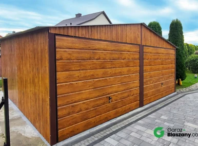 Garaż blaszany 6x6 Złoty Dąb, dach dwuspadowy, brama uchylna