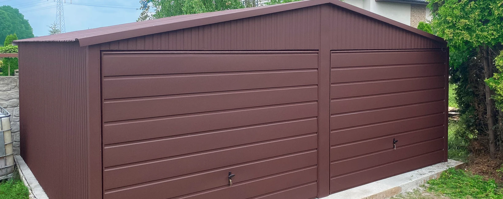 Garaż 6x5 kolor brąz